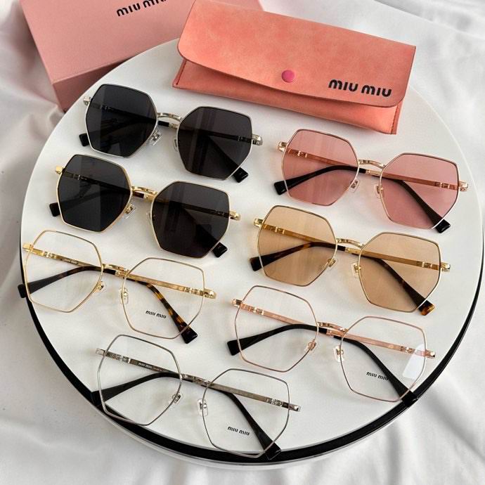 Miumiu Glasses smx (168)